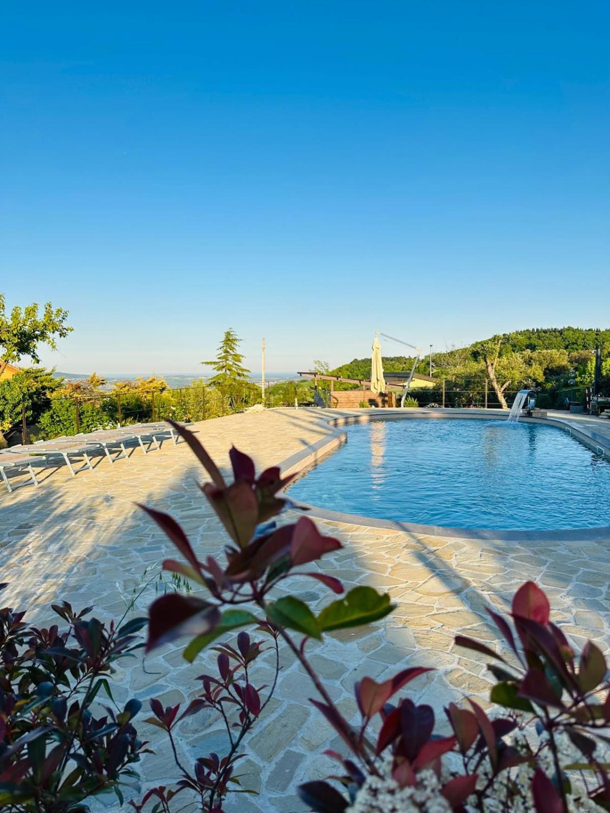 B&B Madonna Carradori Country Offagna Kültér fotó